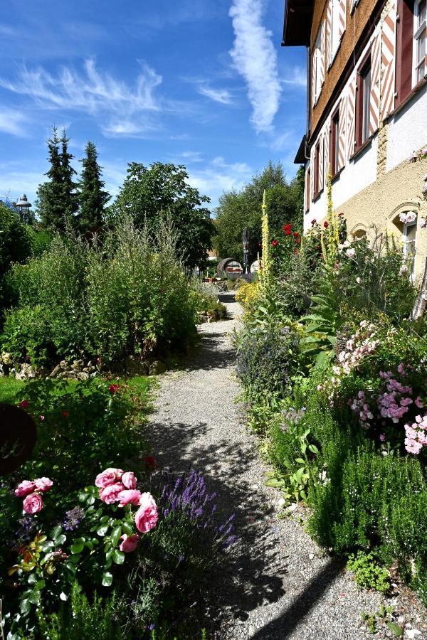 Landgasthof Roessle - Beim Kraeuterwirt Hotel Oberstaufen Bagian luar foto