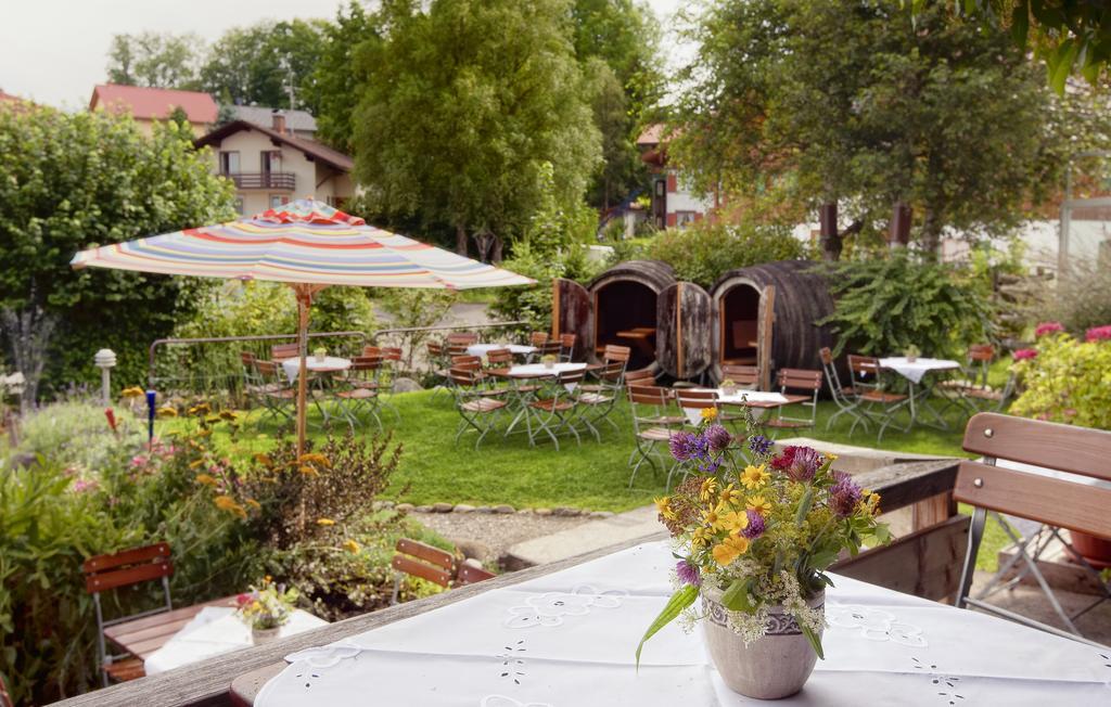 Landgasthof Roessle - Beim Kraeuterwirt Hotel Oberstaufen Bagian luar foto